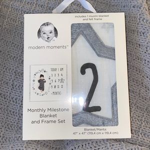 Modern Moments by Gerber Baby Boy Milestone Blanket & Frame Set, 2-Piece
